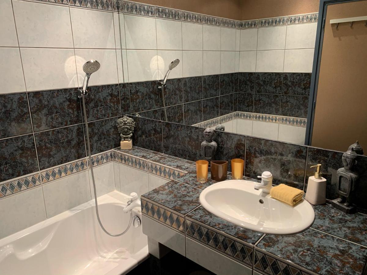 Le Moulin Du Boisset Bed and Breakfast Saint-Denis-lès-Martel Εξωτερικό φωτογραφία
