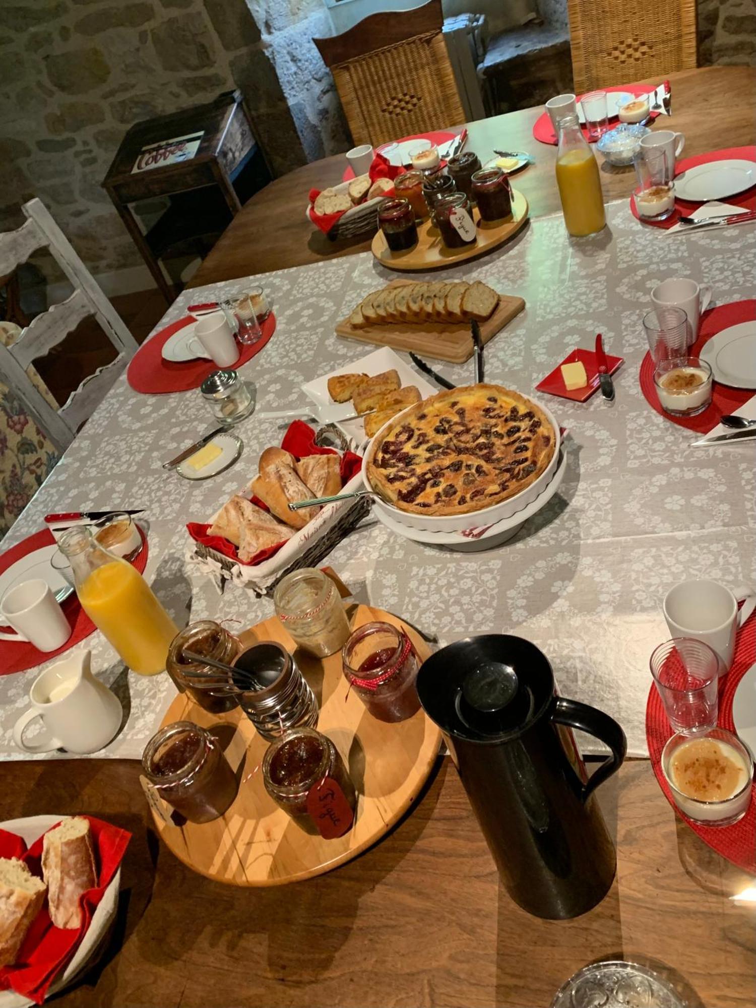 Le Moulin Du Boisset Bed and Breakfast Saint-Denis-lès-Martel Εξωτερικό φωτογραφία
